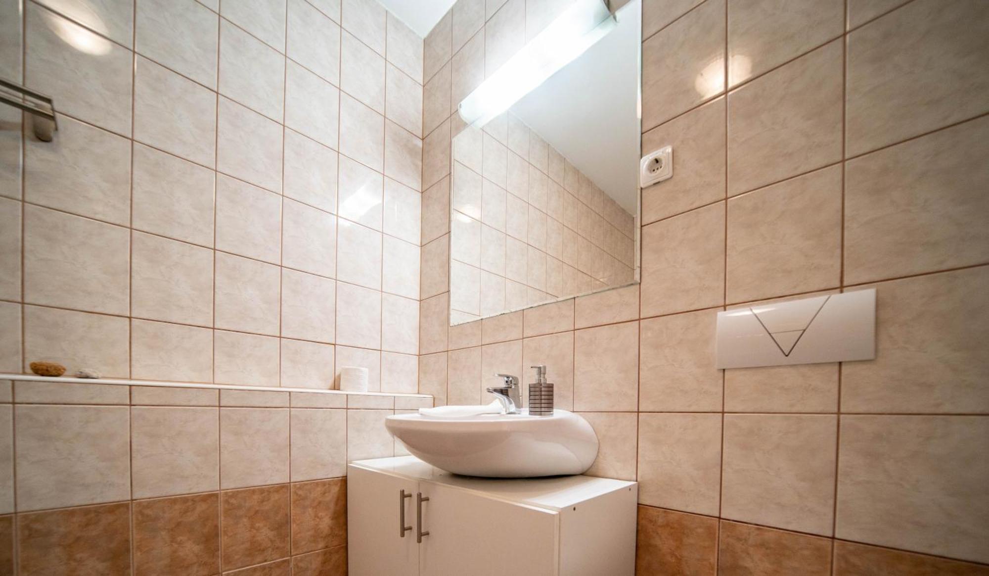 Free Parking- Gellert View Apartment 4Ppl Budapeste Exterior foto
