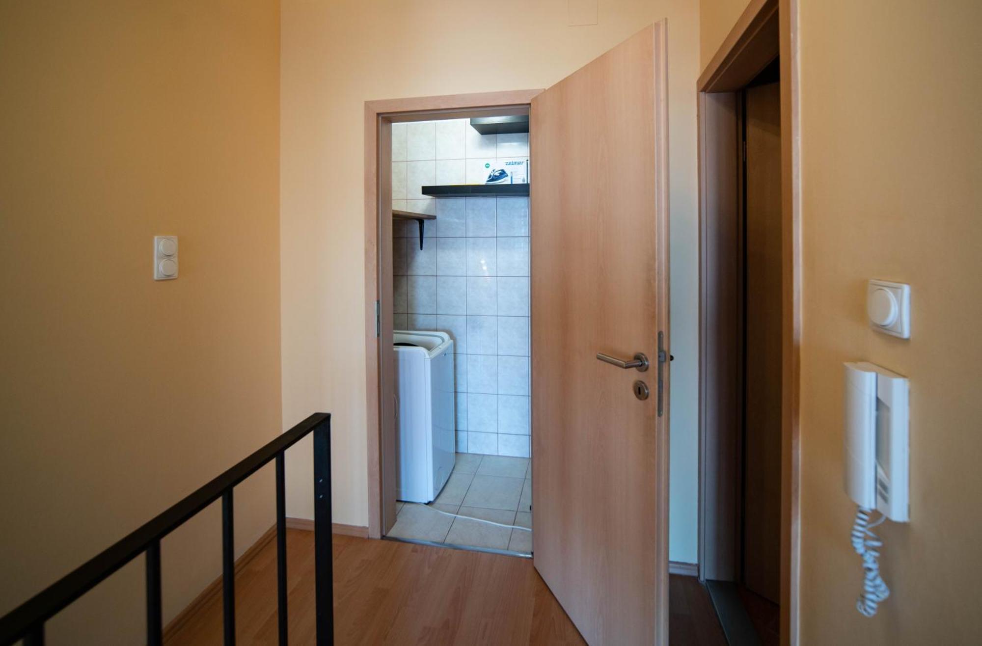 Free Parking- Gellert View Apartment 4Ppl Budapeste Exterior foto